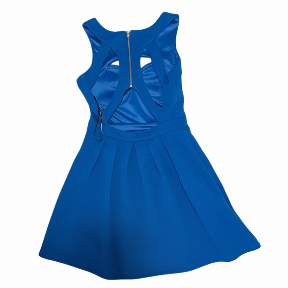 GUESS MINI BLUE FLARE DRESS 👗 - Picture 8 of 9